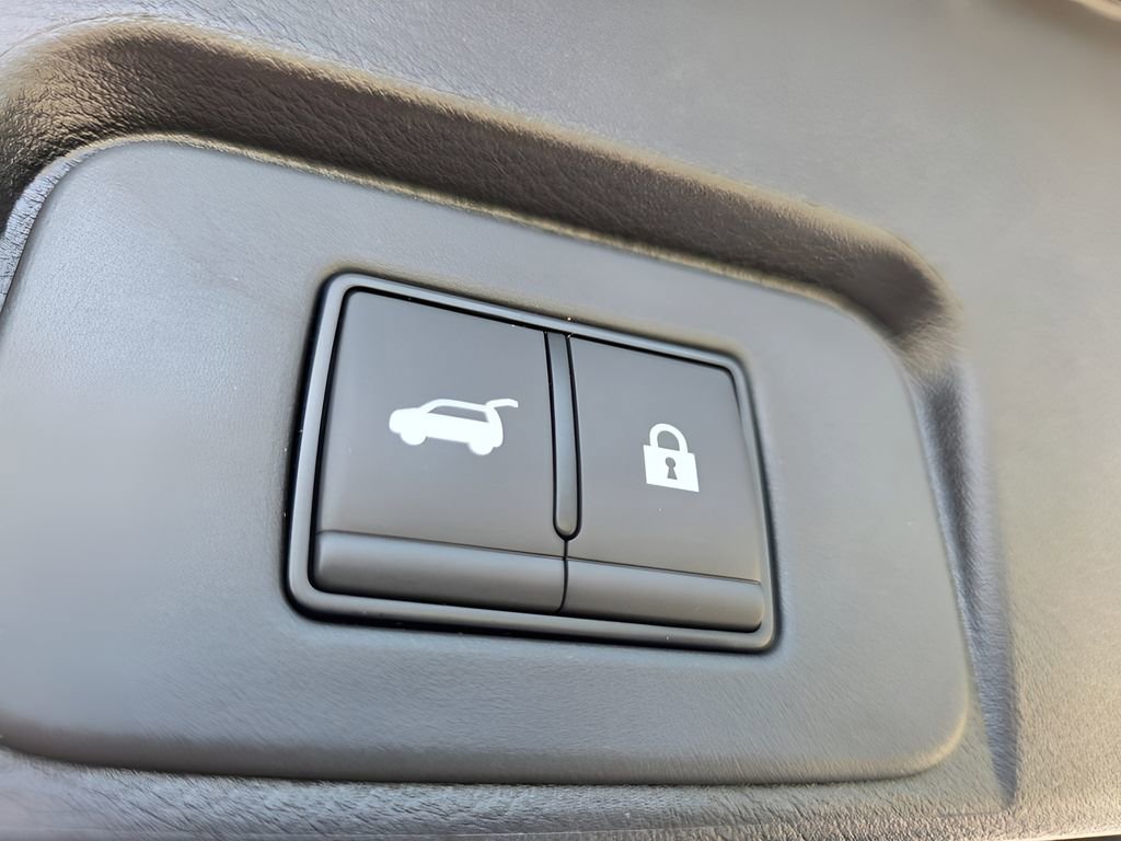 New 2026 Nissan Rogue SV AWD/4WD image 9