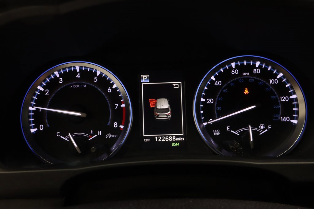 Used 2018 Toyota Highlander XLE image 30