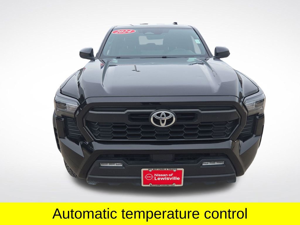 Used 2024 Toyota Tacoma TRD Off-Road AWD/4WD image 10