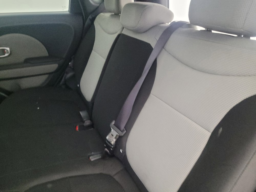 Used 2018 Kia Soul FWD image 18