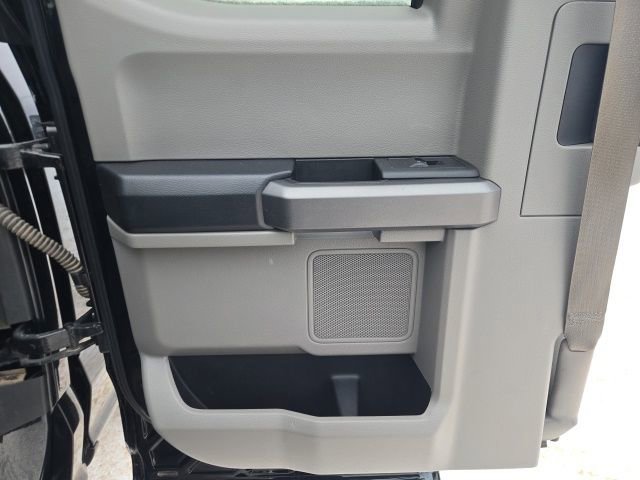 Used 2015 Ford F150 XLT w/ Equipment Group 302A Luxury image 27