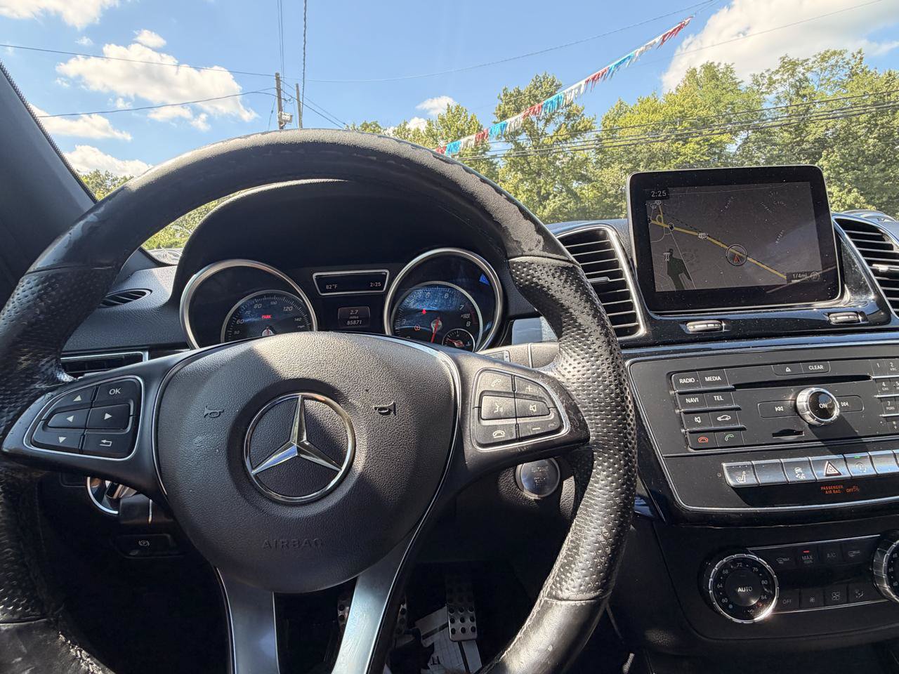 Used 2019 Mercedes-Benz GLE 400 4MATIC w/ Premium 1 Package image 20