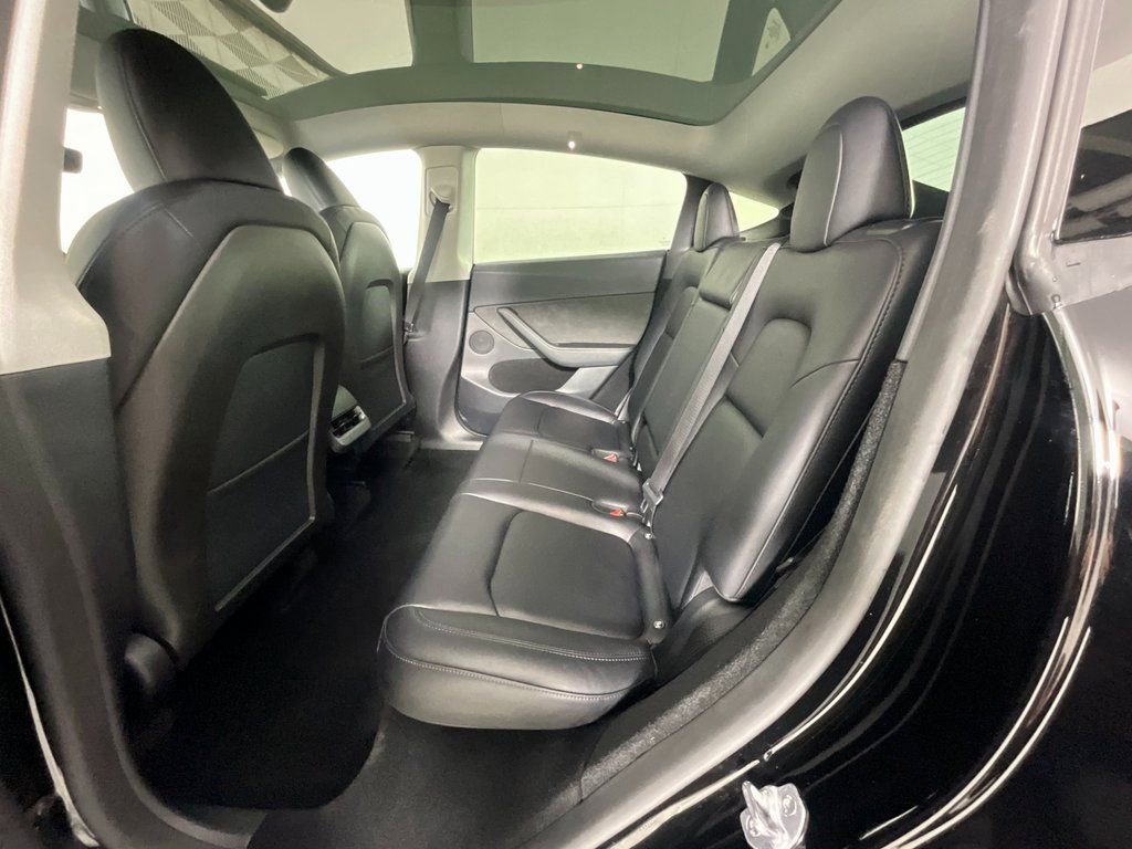 Used 2024 Tesla Model Y Long Range image 25