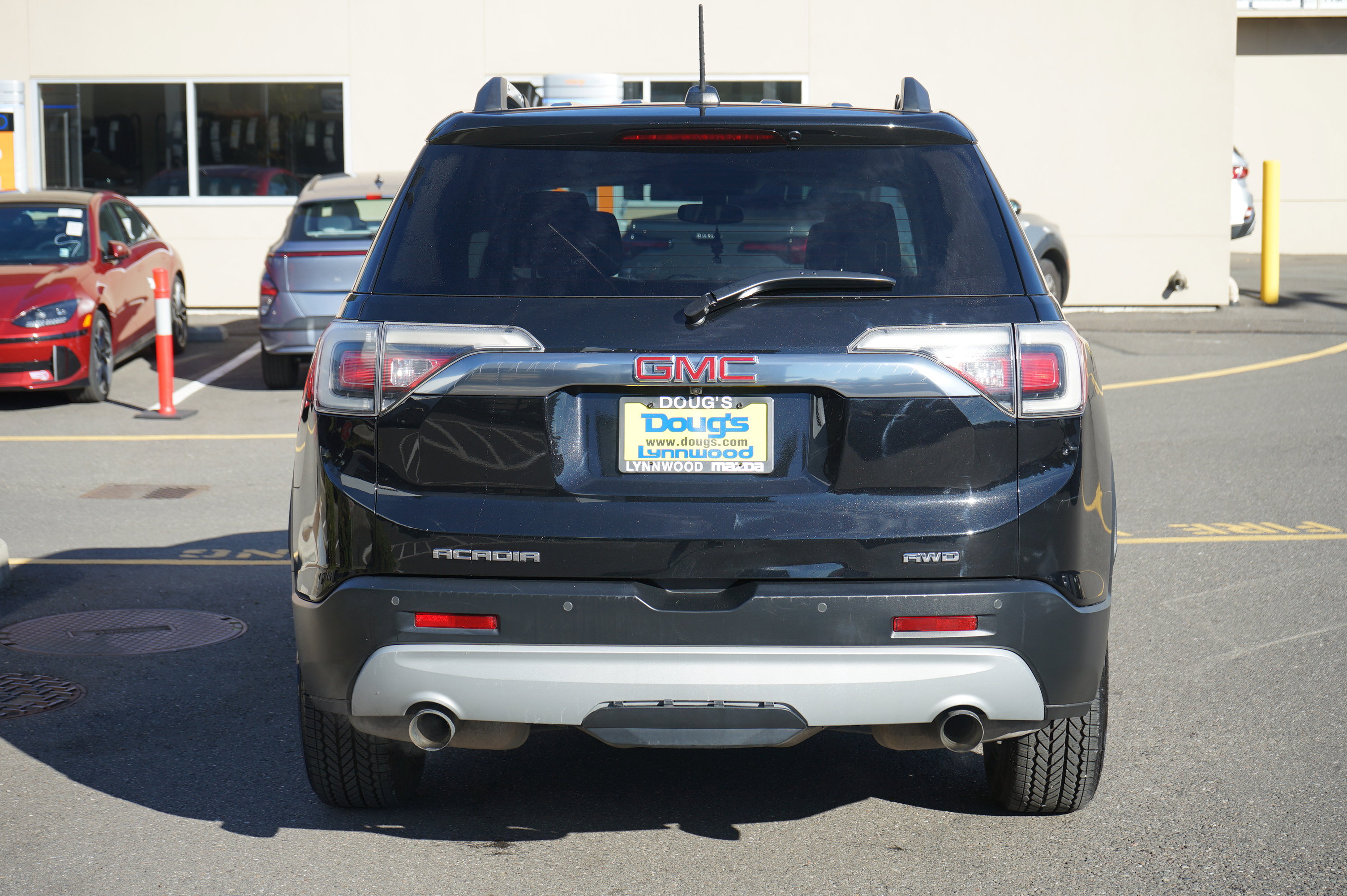 Used 2019 GMC Acadia SLE image 4