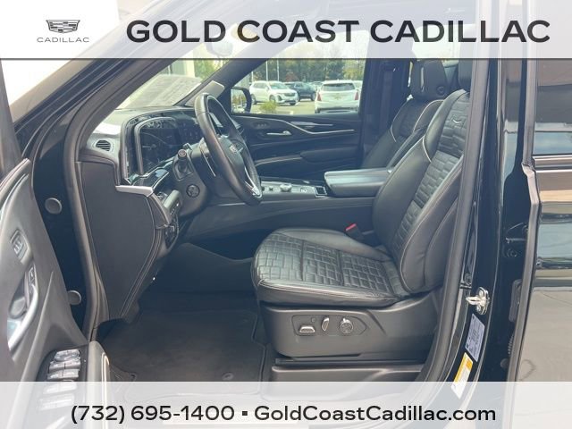 Certified 2024 Cadillac Escalade V w/ LPO, ONYX Package AWD/4WD image 21