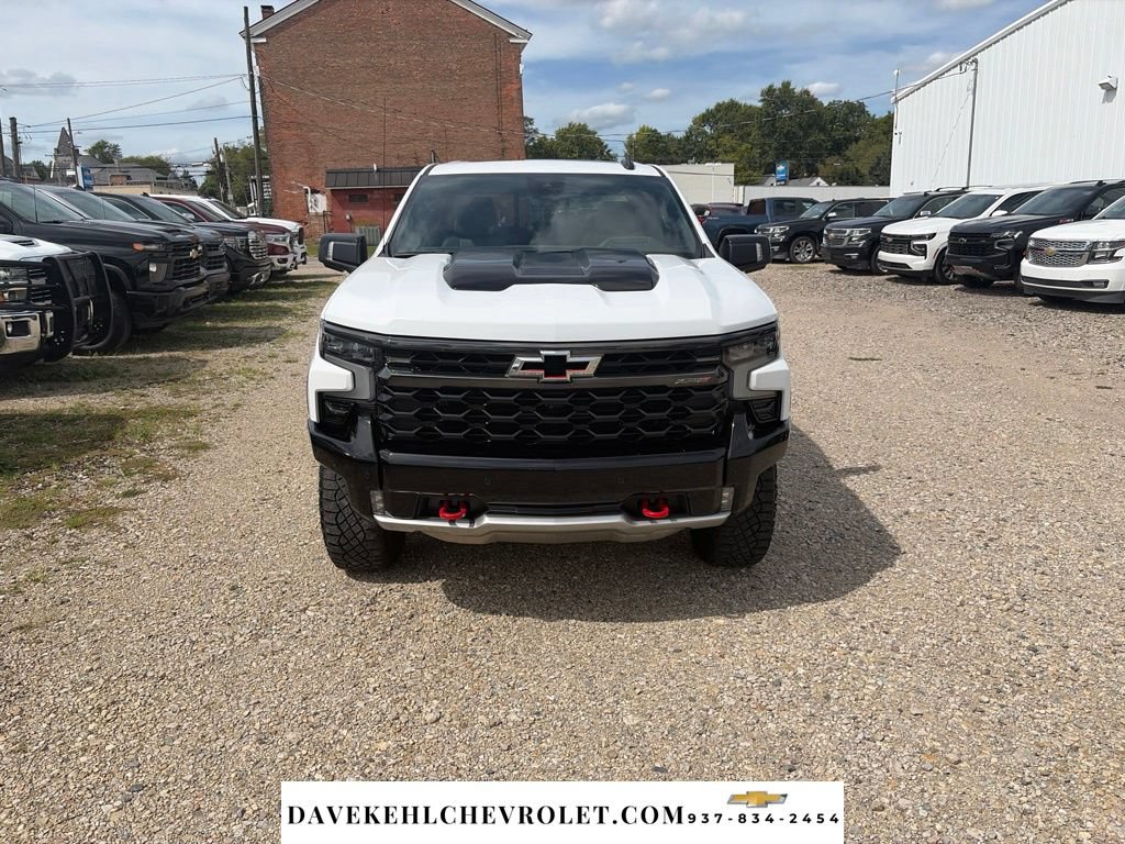 Used 2025 Chevrolet Silverado 1500 ZR2 w/ Technology Package AWD/4WD image 3
