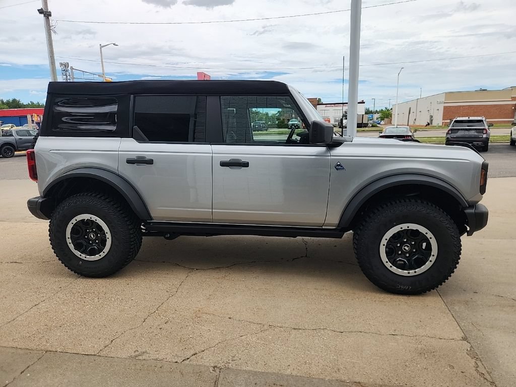 Used 2024 Ford Bronco Black Diamond w/ Sasquatch Package AWD/4WD image 9