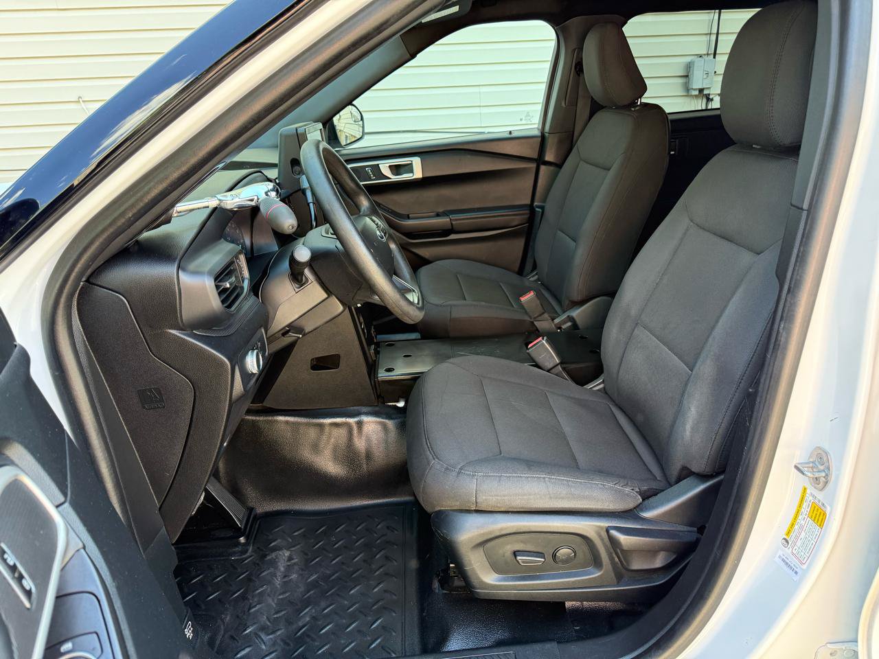 Used 2022 Ford Explorer 4WD Police Interceptor image 4
