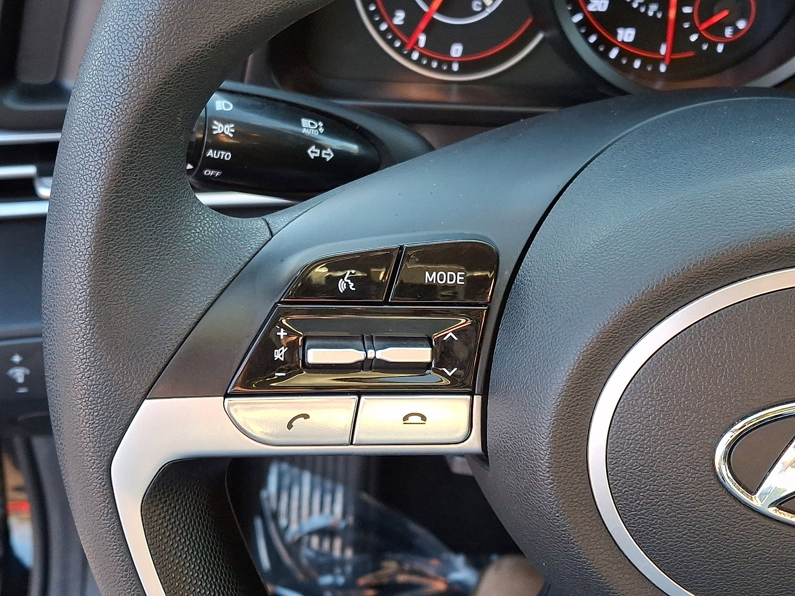 Certified 2023 Hyundai Elantra SEL w/ Cargo Package image 21