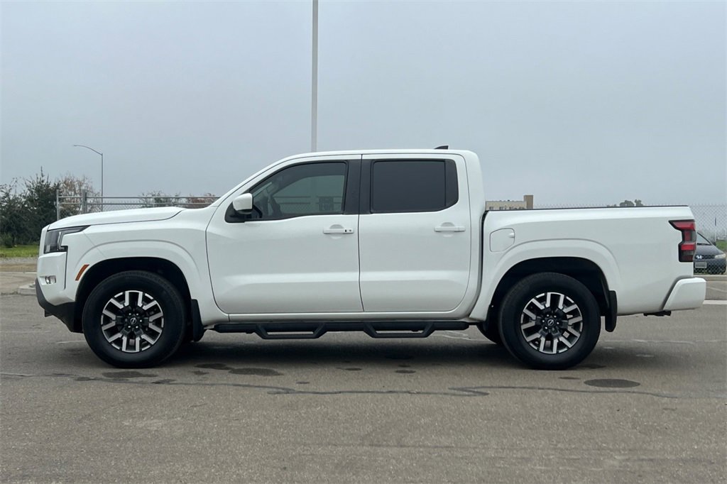 Used 2022 Nissan Frontier SV image 9