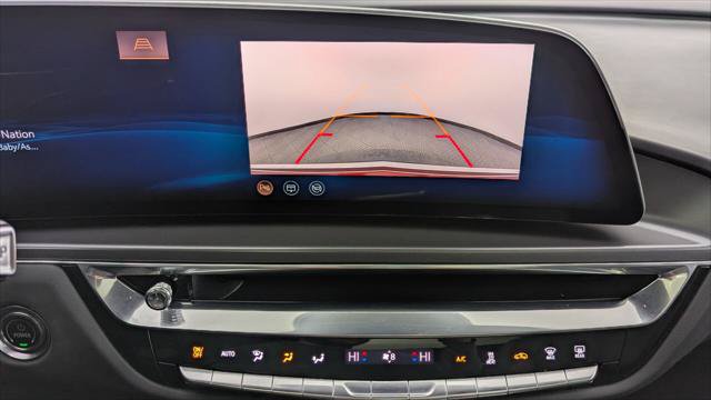 Used 2024 Cadillac Lyriq Tech RWD image 29