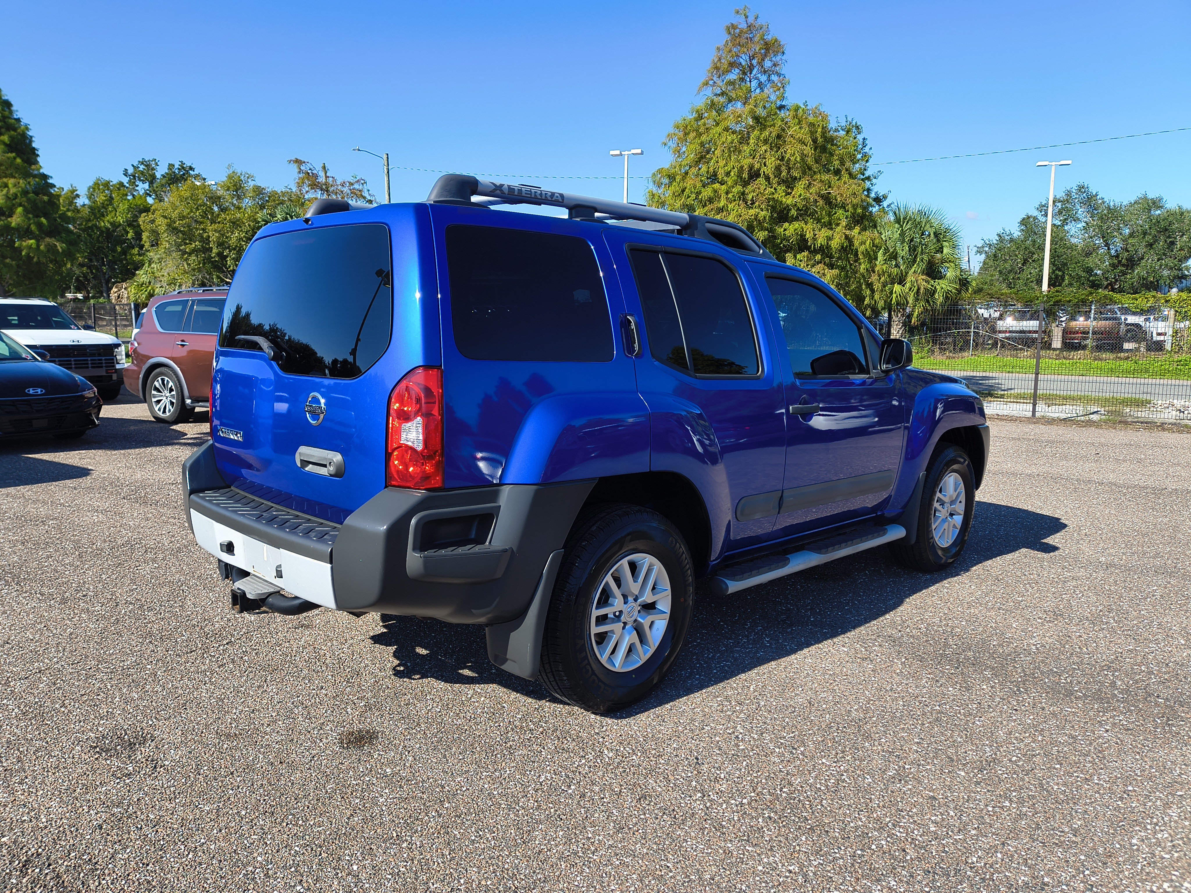 Used 2014 Nissan Xterra S w/ Value Package AWD/4WD image 8