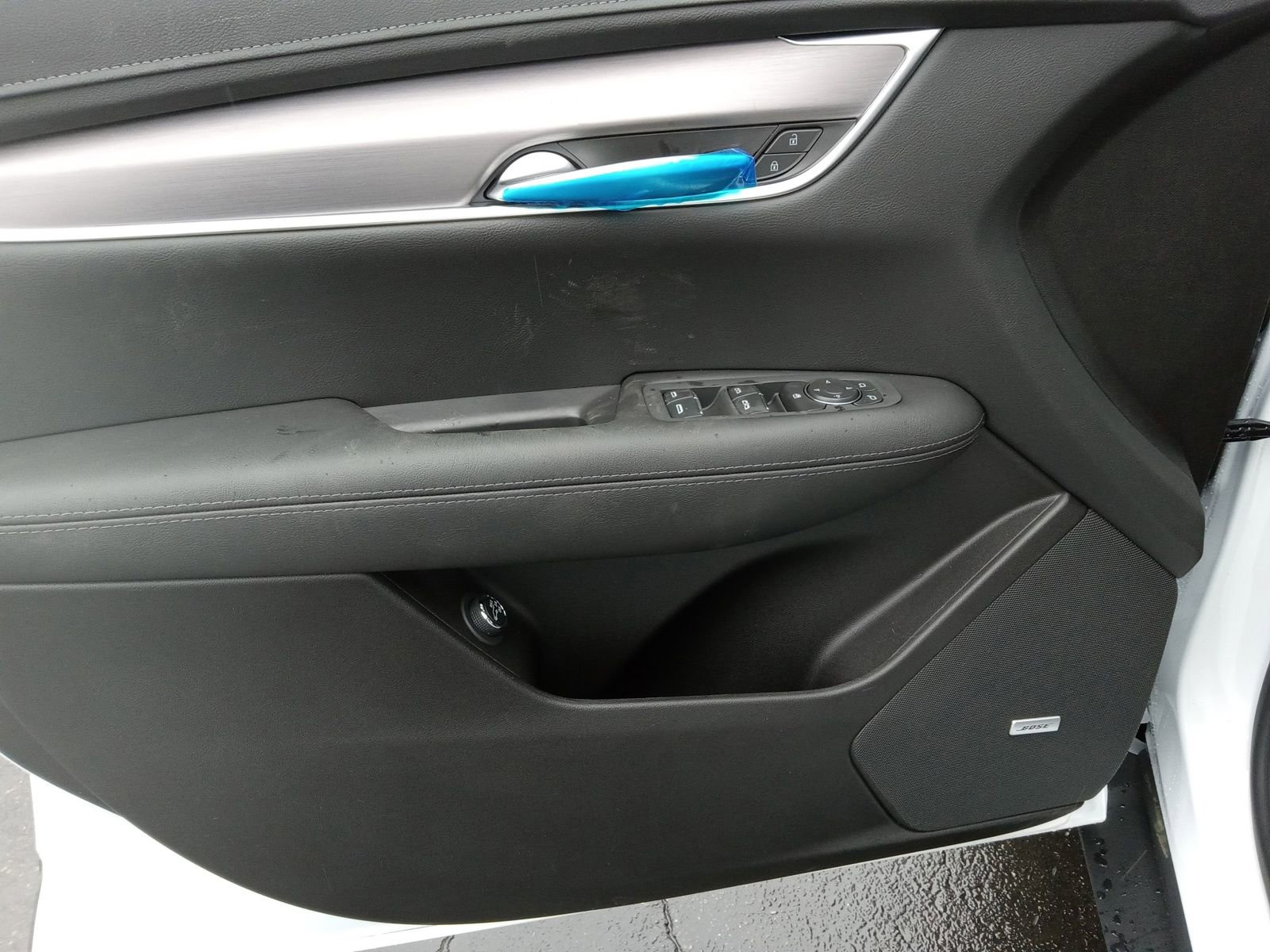 New 2026 Cadillac XT5 Luxury image 9