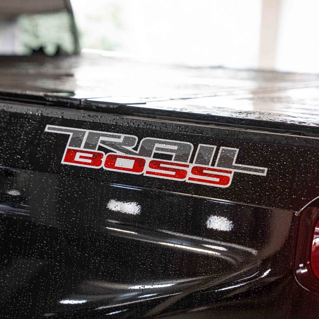 Used 2024 Chevrolet Silverado 1500 LT Trail Boss w/ Convenience Package II AWD/4WD image 5