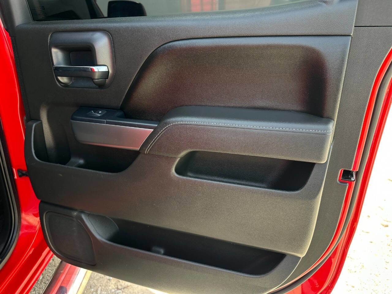 Used 2017 Chevrolet Silverado 1500 LT w/ Texas Edition image 20