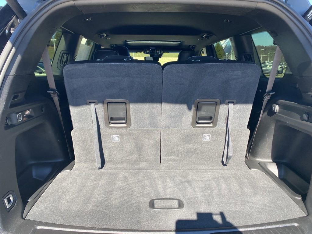 Used 2023 Jeep Grand Cherokee L Laredo image 16