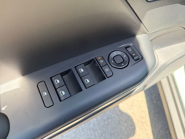New 2026 Kia K4 FWD image 17