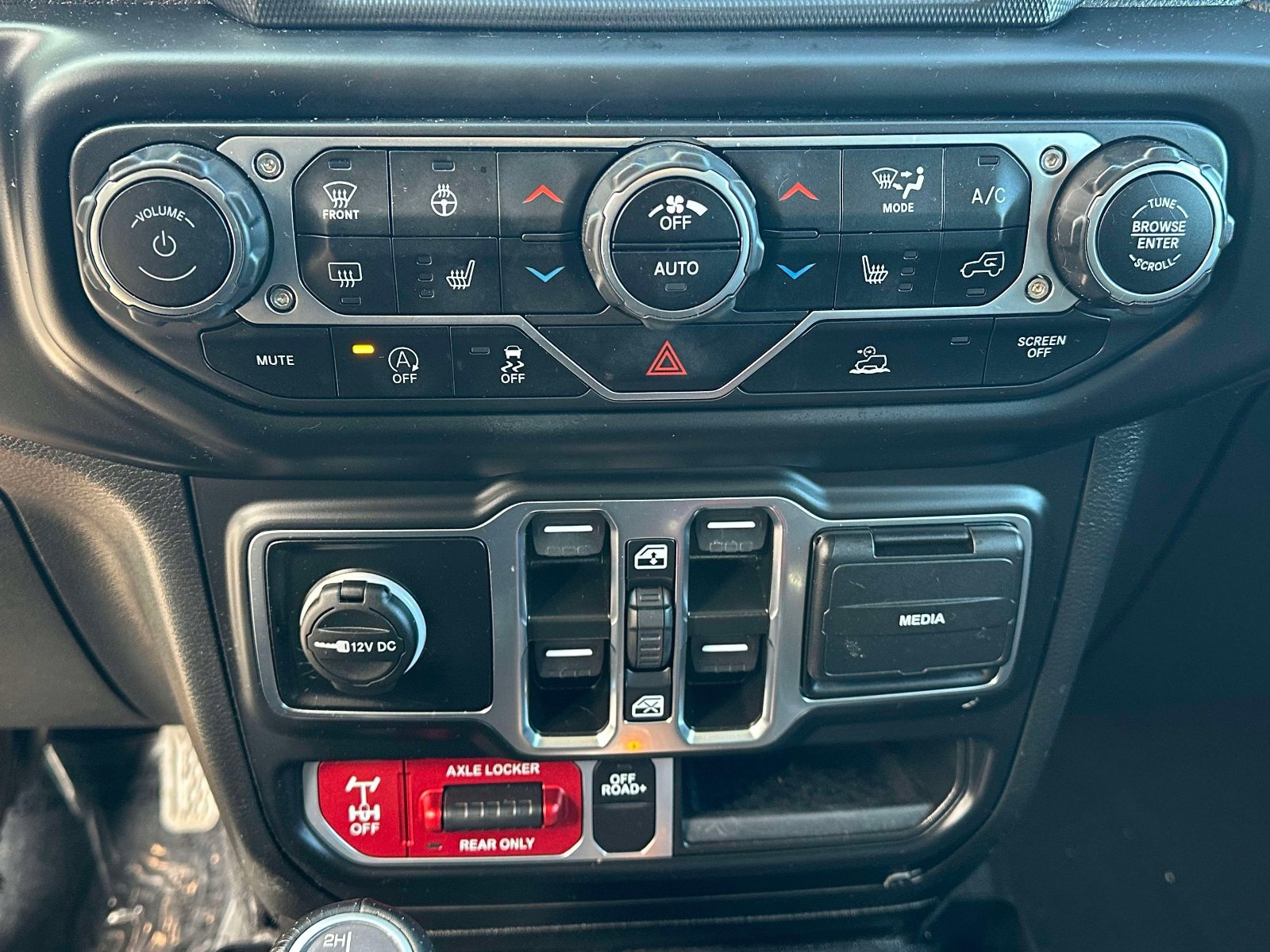 Used 2023 Jeep Gladiator Mojave w/ LED Lighting Group image 13