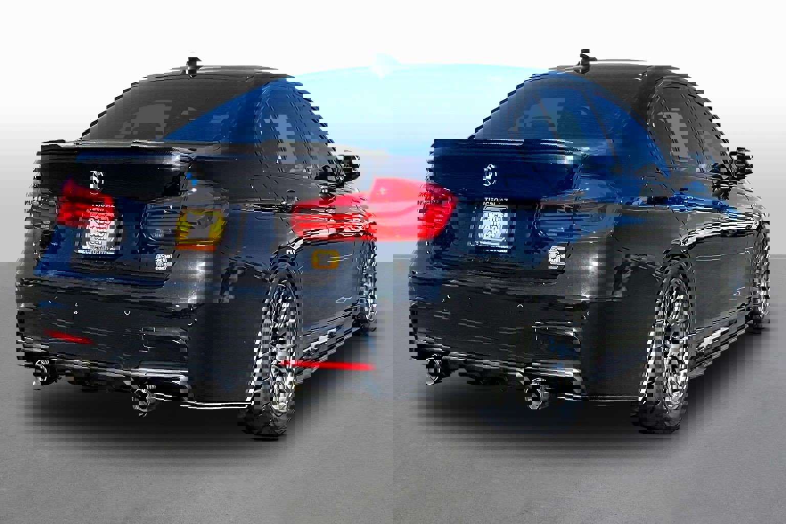 Used 2016 BMW 340i Sedan image 2