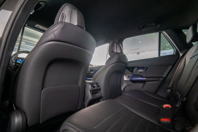 New 2025 Mercedes-Benz GLC 350e 4MATIC image 12