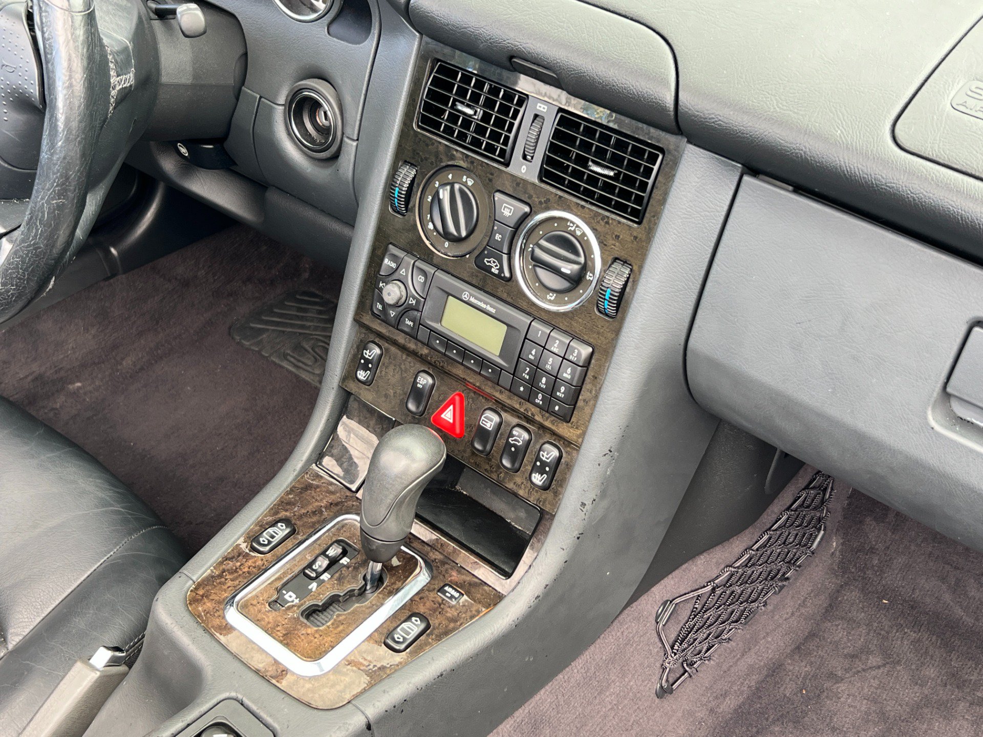 Used 2002 Mercedes-Benz SLK 32 AMG image 25