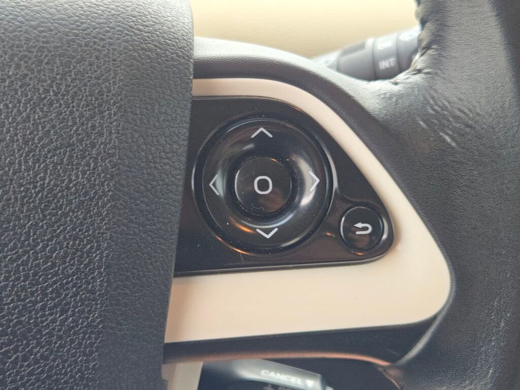 Used 2016 Toyota Prius Four image 26