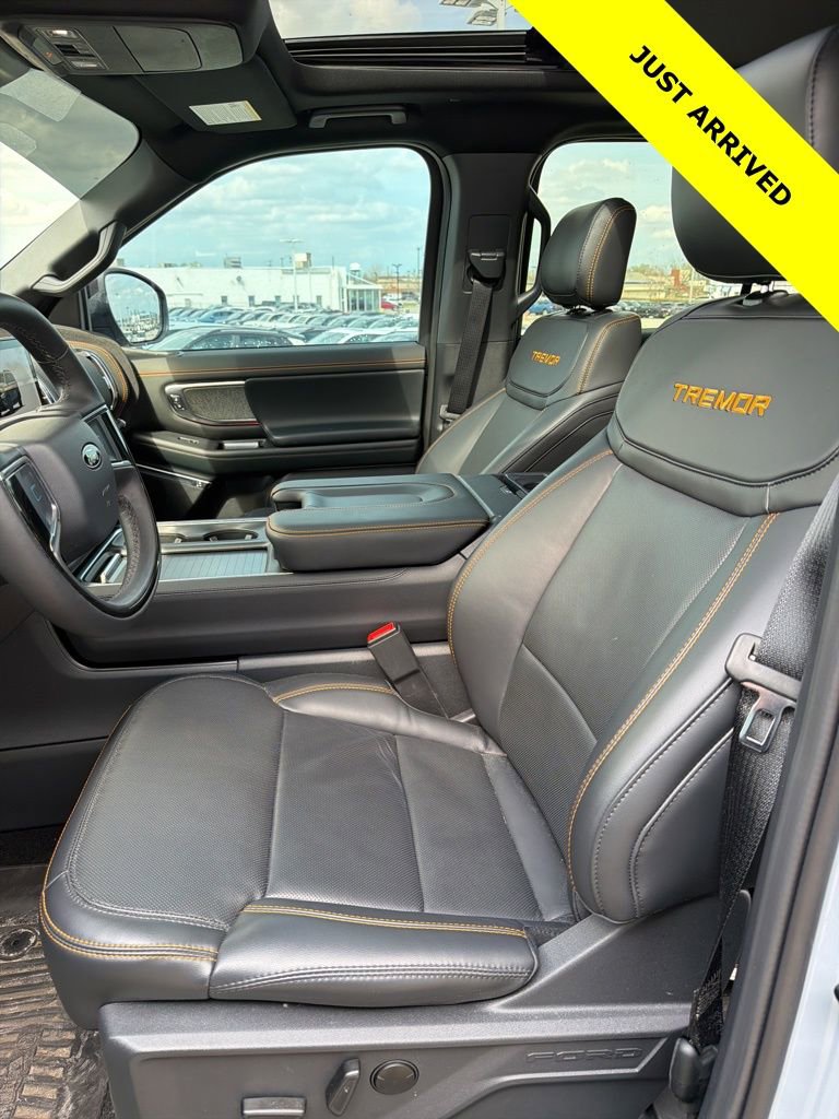Used 2025 Ford Expedition Tremor image 15