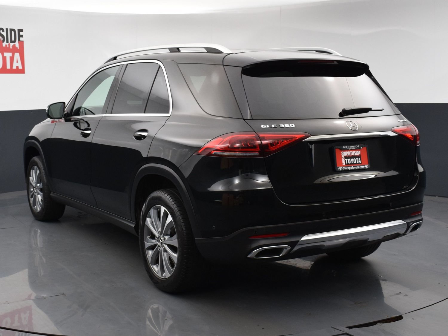 Used 2020 Mercedes-Benz GLE 350 4MATIC image 3