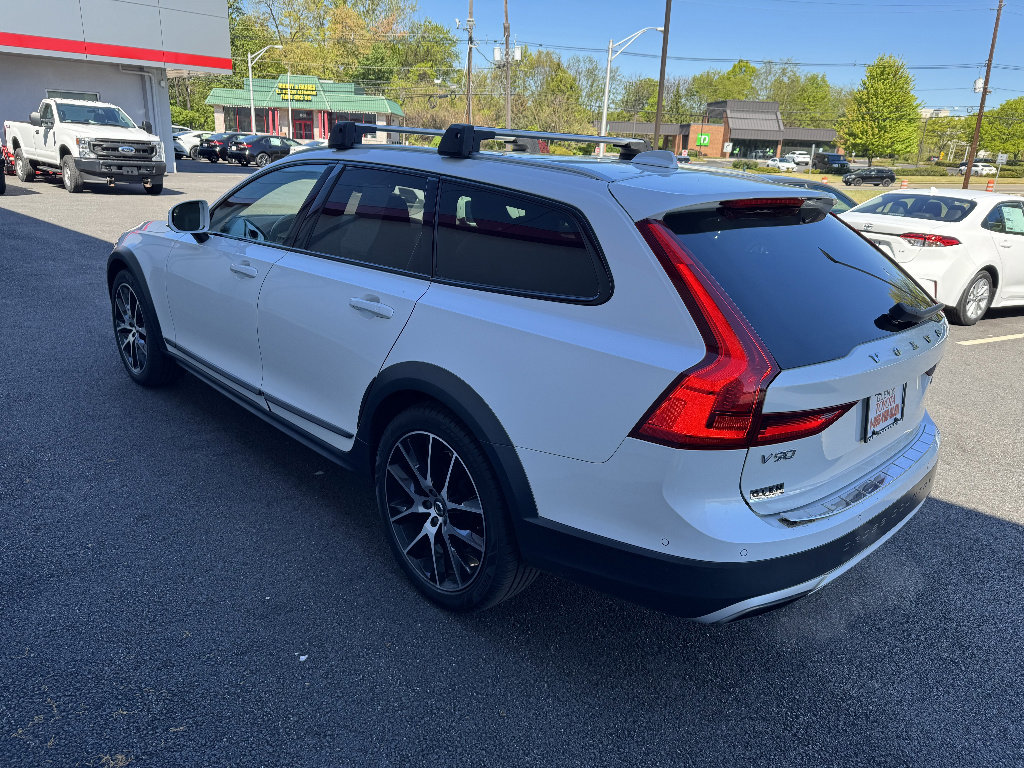 Used 2019 Volvo V90 T6 Cross Country w/ Protection Package Premier AWD/4WD image 7