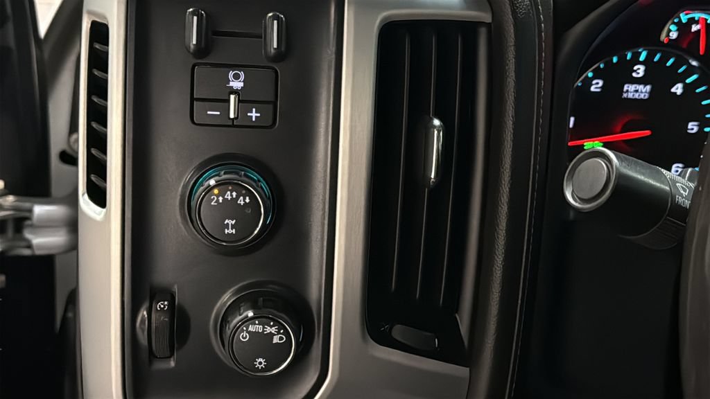 Used 2019 GMC Sierra 2500 SLE w/ Snow Plow Prep Package AWD/4WD image 31