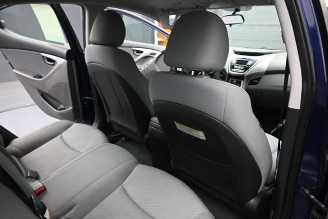 Used 2013 Hyundai Elantra GLS w/ Preferred Pkg FWD image 12
