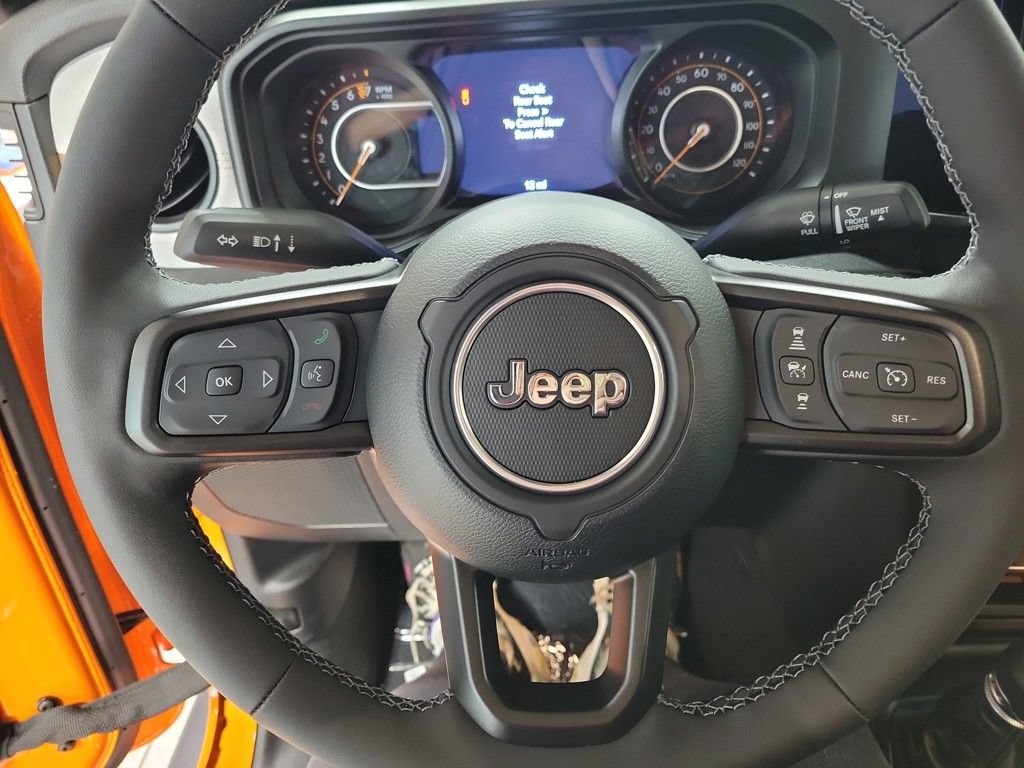 New 2025 Jeep Gladiator Sport AWD/4WD image 11