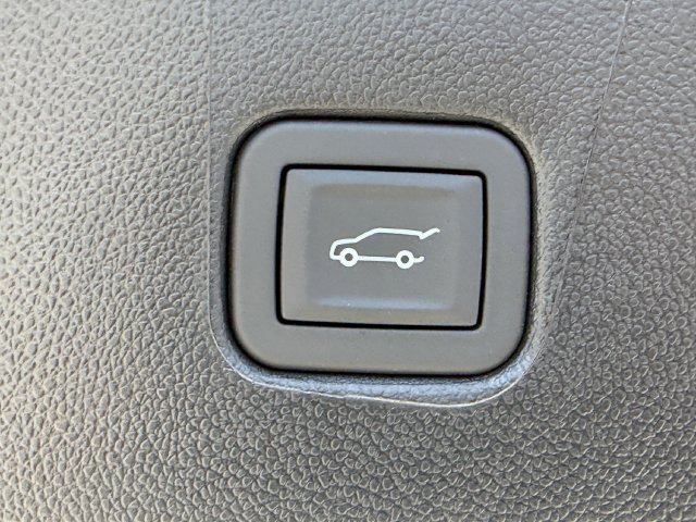 New 2026 Chevrolet Blazer LT w/ Convenience Package FWD image 15