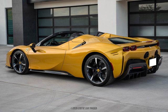 Used 2024 Ferrari SF90 Spider AWD/4WD image 6