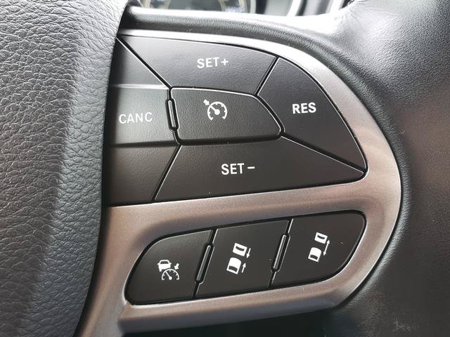 Used 2021 Jeep Cherokee Limited w/ Trailer Tow Group AWD/4WD image 23