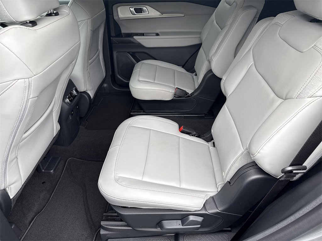 New 2026 Ford Explorer Active w/ Active Comfort Package image 21