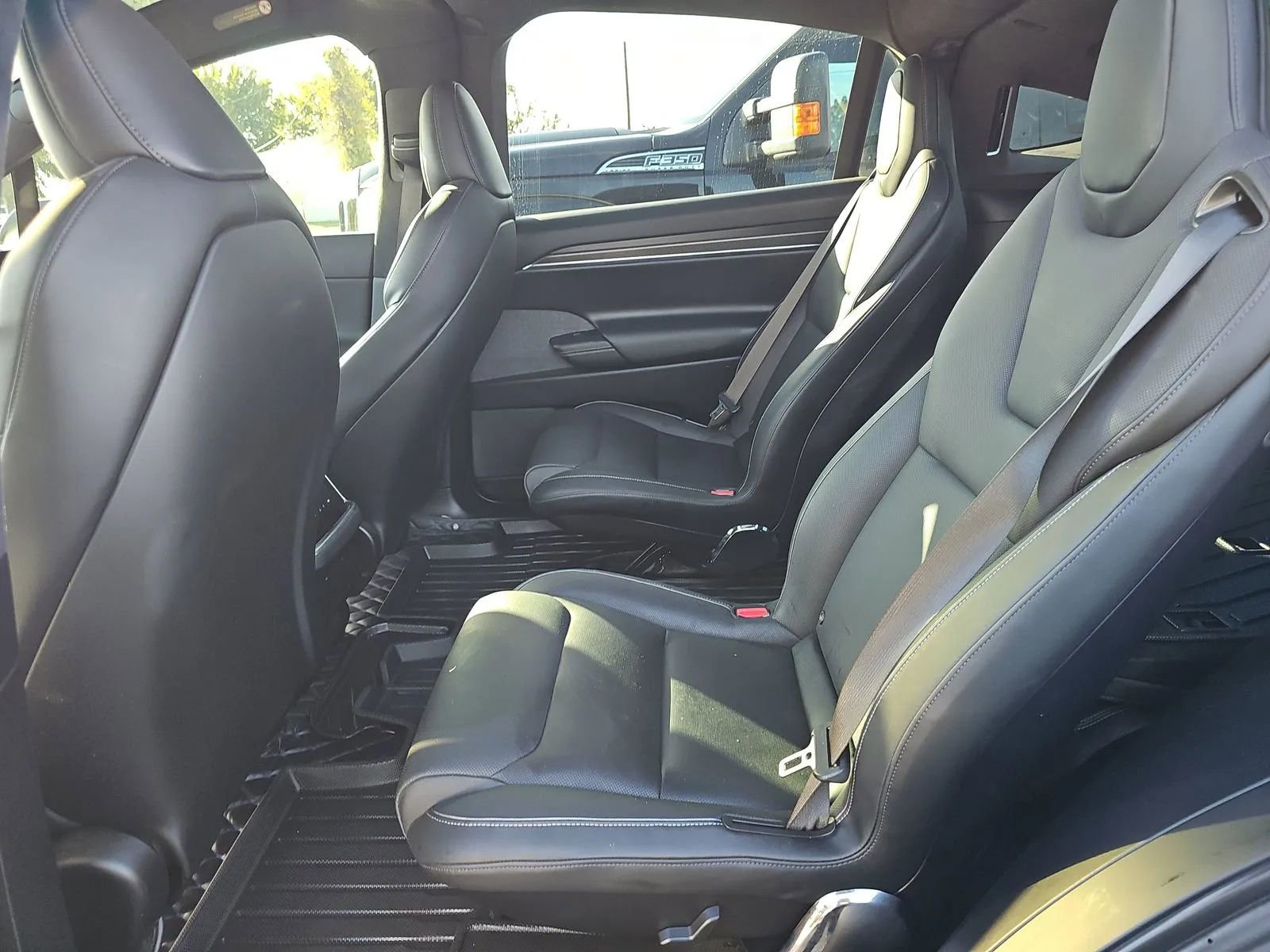 Used 2022 Tesla Model X Plaid image 14