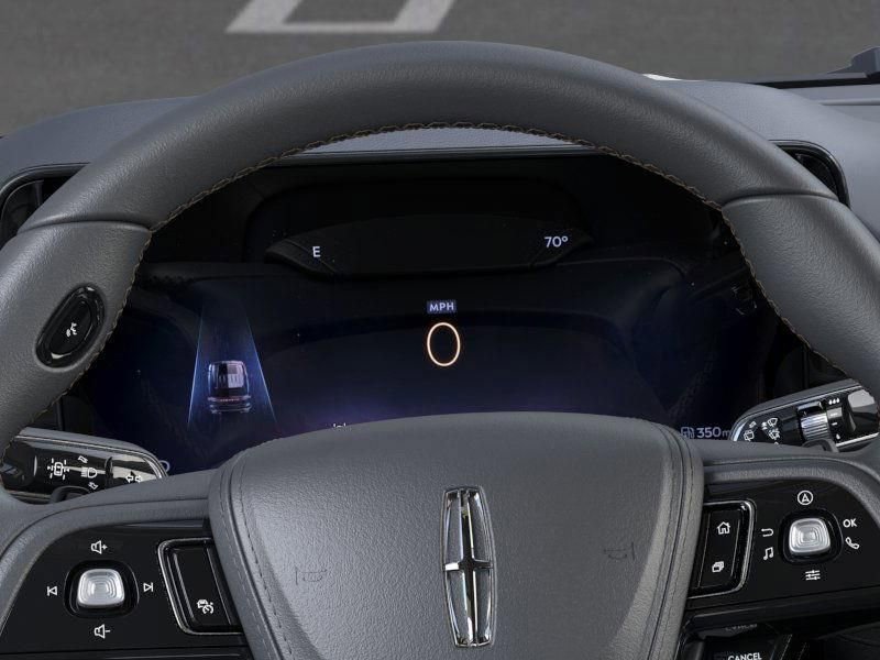 New 2026 Lincoln Aviator AWD w/ Jet Appearance Package image 13
