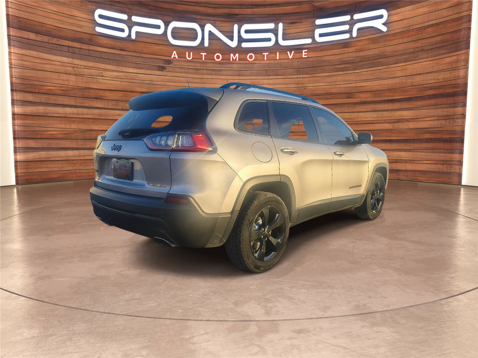 Used 2020 Jeep Cherokee Latitude Plus image 6