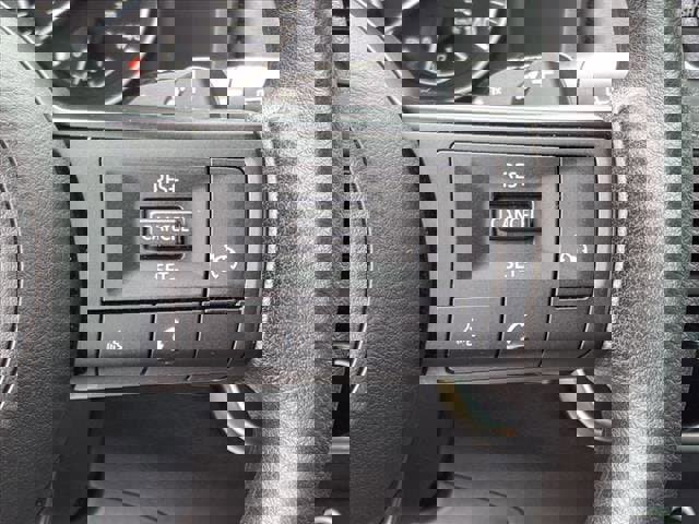 Used 2021 Nissan Rogue S image 18