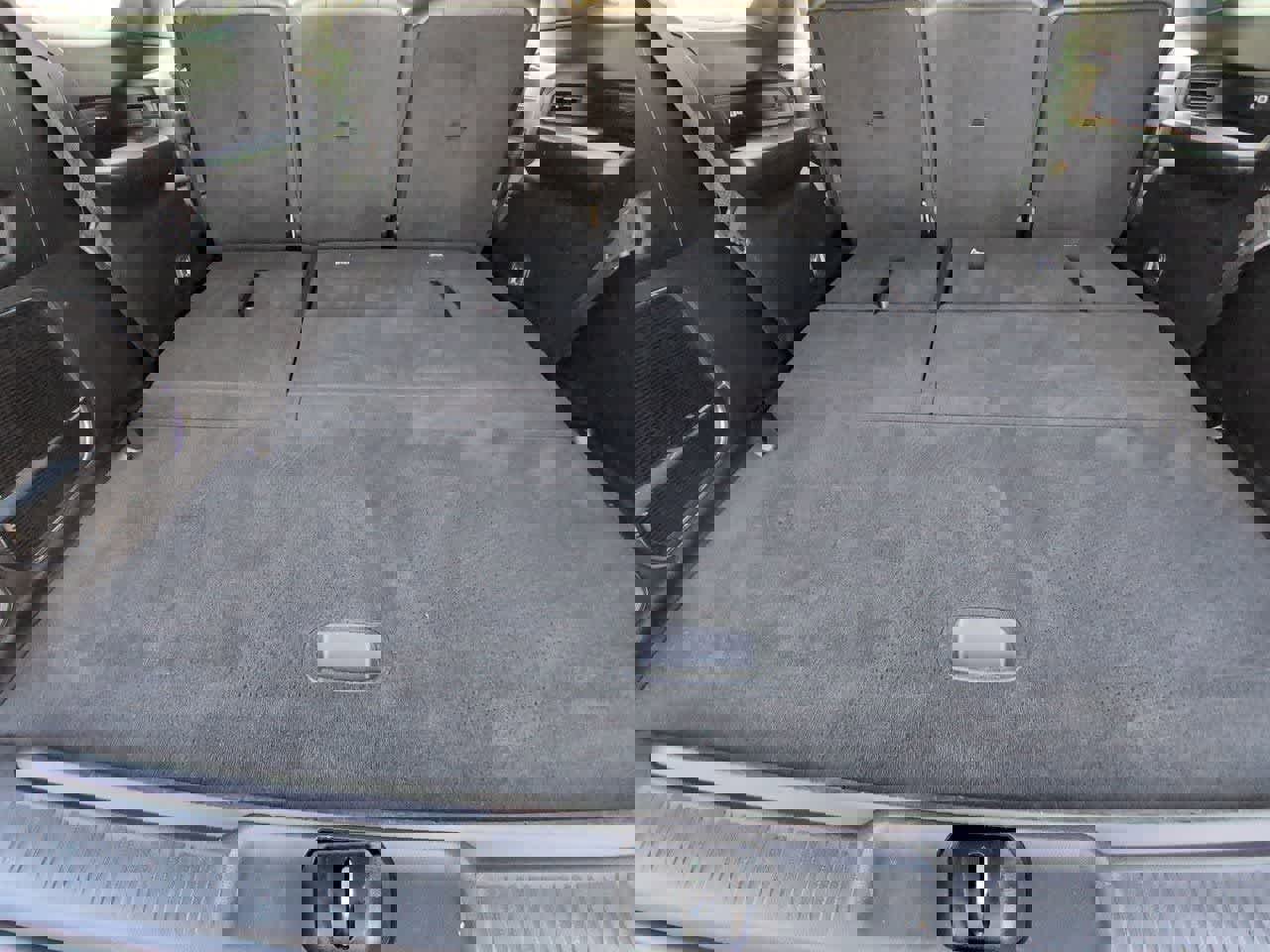 Used 2024 Jeep Wagoneer Series II w/ Flexible Seating Group image 34