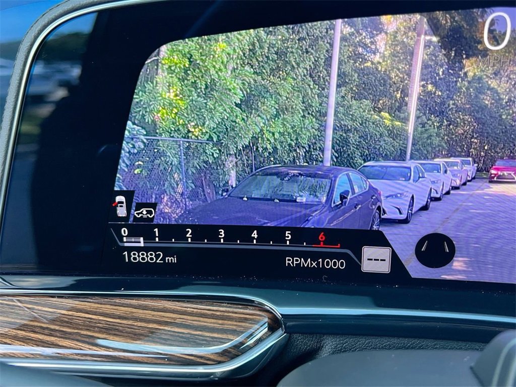 Used 2024 Cadillac Escalade ESV Premium Luxury w/ Performance Package image 14