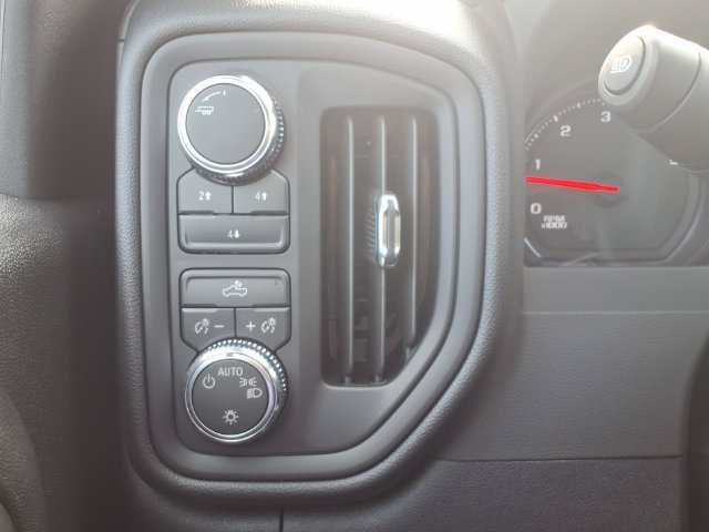 New 2026 GMC Sierra 3500 Pro AWD/4WD image 15