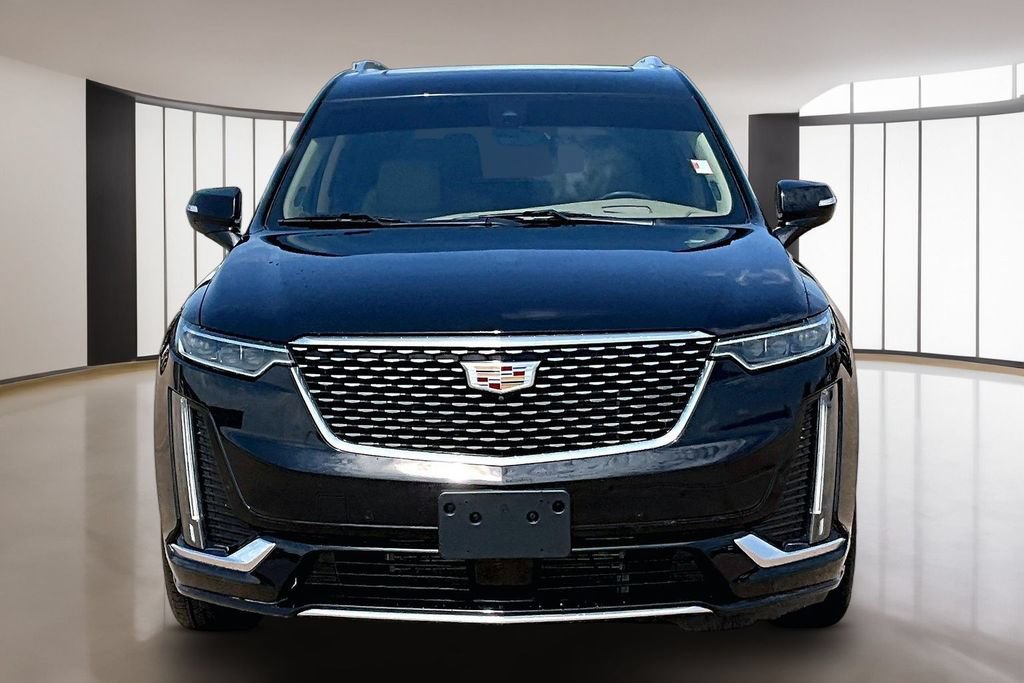 Certified 2023 Cadillac XT6 Premium Luxury w/ Platinum Package AWD/4WD image 3