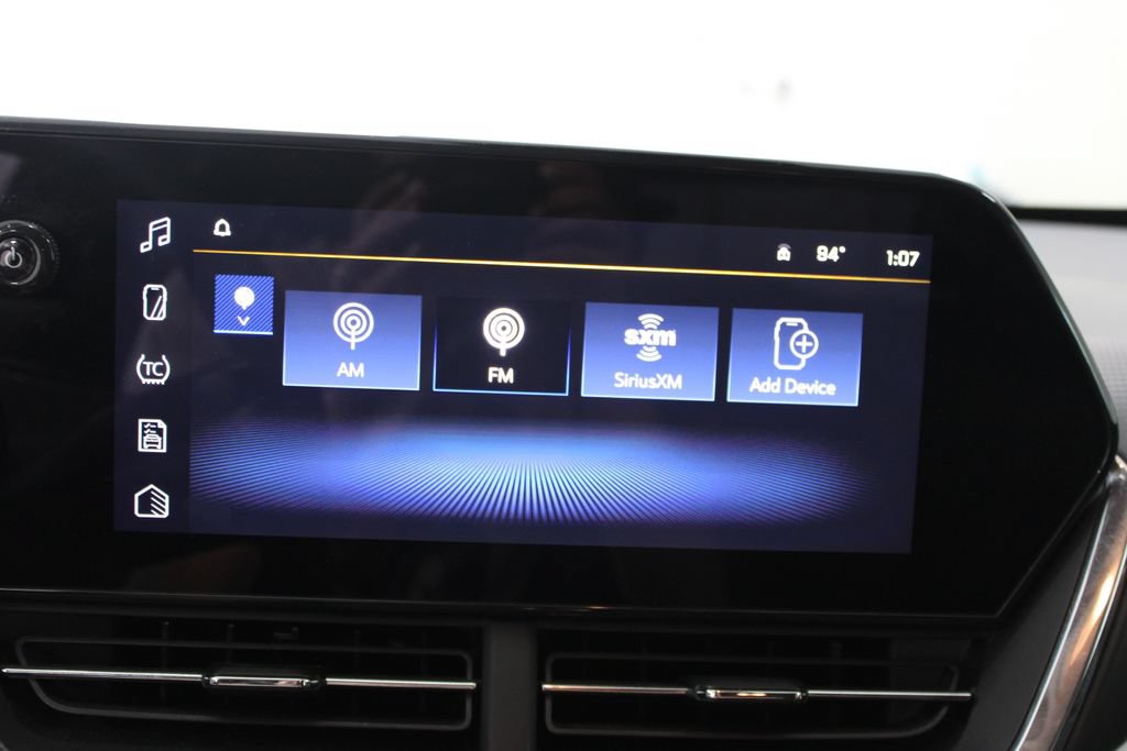Used 2025 Chevrolet Trax LT FWD image 51