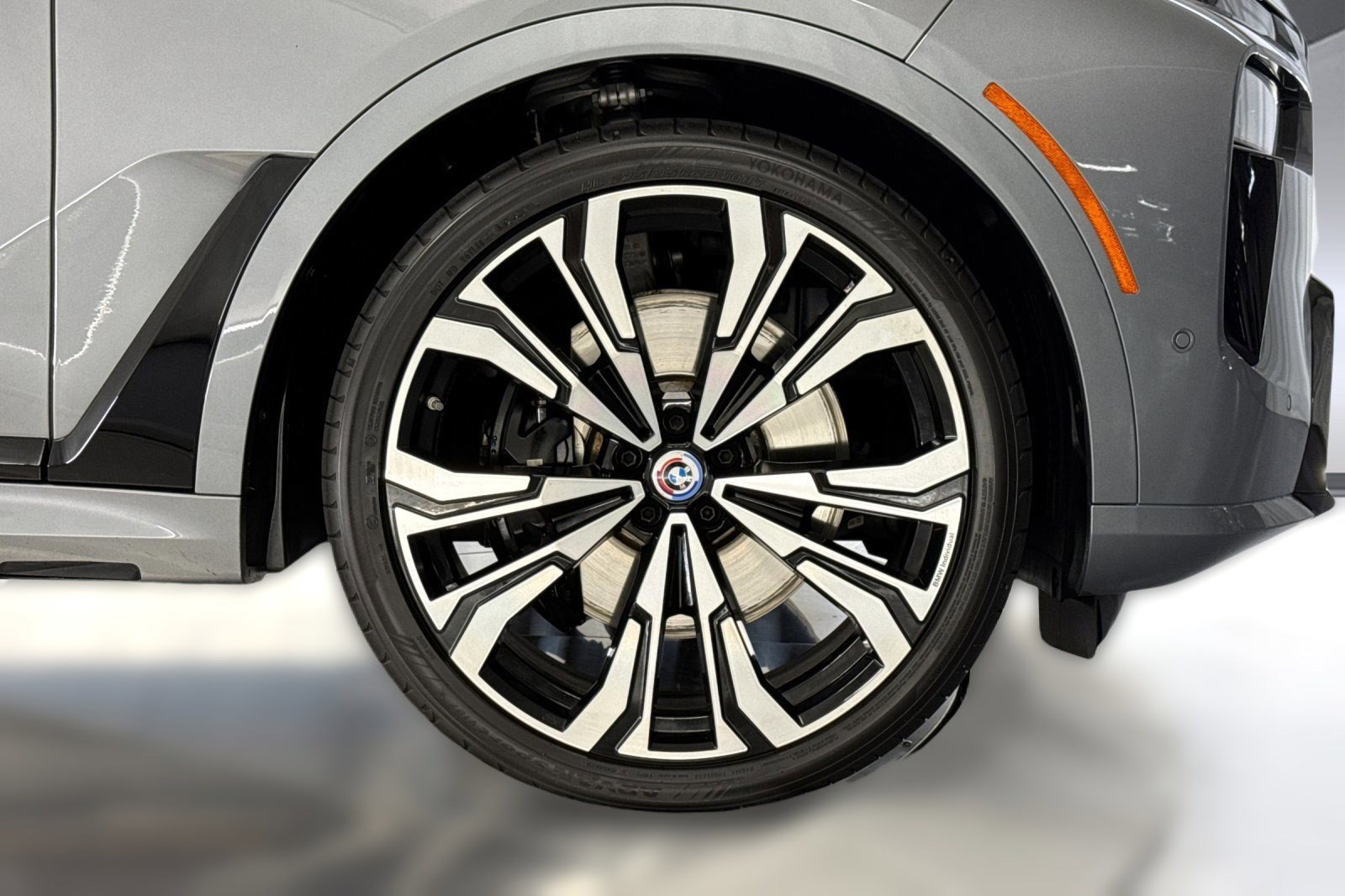 Certified 2023 BMW X7 M60i w/ Executive Package AWD/4WD image 12