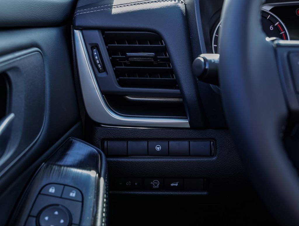 New 2026 Nissan Rogue SV image 33