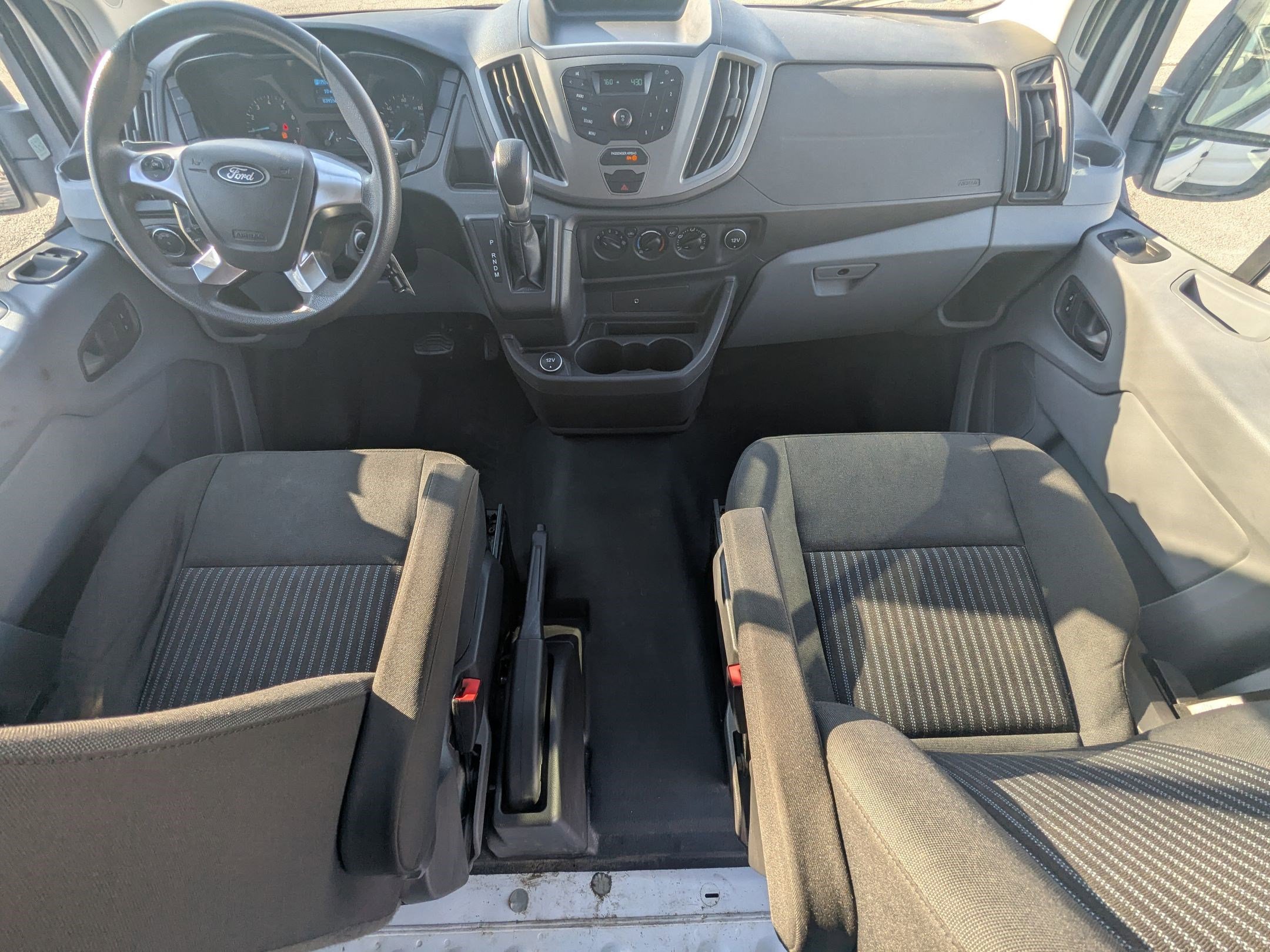 Used 2018 Ford Transit 250 130 Low Roof w/ Exterior Upgrade Package image 22