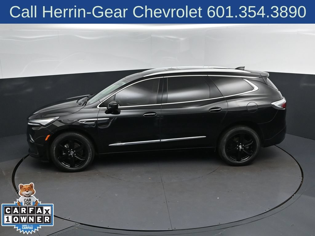 Used 2023 Buick Enclave Essence w/ Experience Buick Package FWD image 31