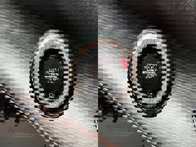 Used 2024 Jeep Wagoneer L Series III w/ Premium Group I image 18